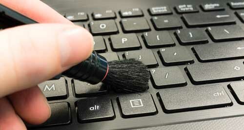 Как почистить клавиатуру: практические советы